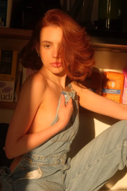 Redhead Brazilian escort in Bond Street - Fire - image 8