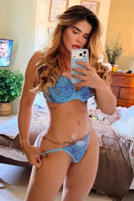 Blonde Brazilian escort in Baker Street - Kalina - image 17