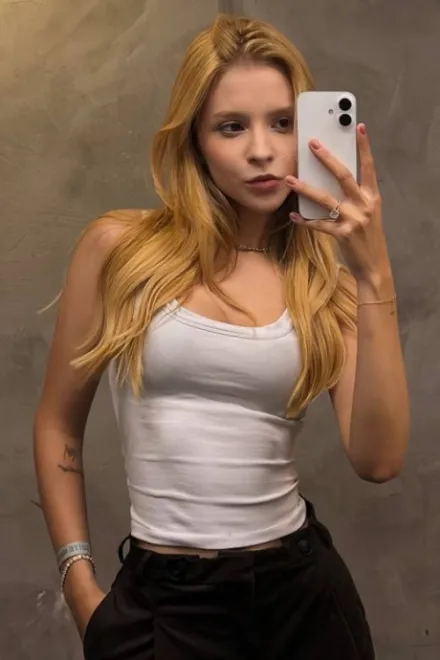 Blonde Brazilian escort in Goodge Street - Denver - image 20