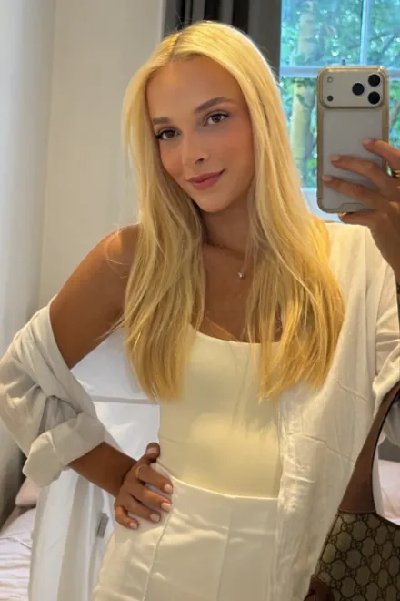 Blonde Brazilian escort in Earl's Court - Bumble - image 14