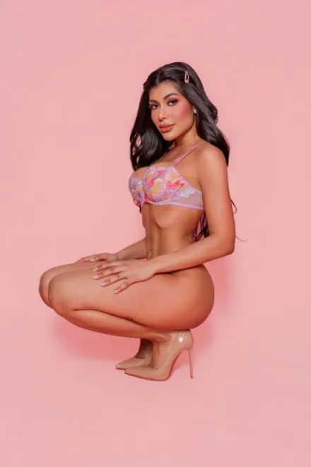 Brunette Brazilian escort in Paddington - Chavela - image 6