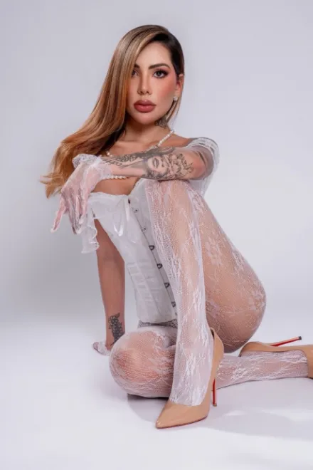 Light Brown Brazilian escort in Edgware Road - Sissel - image 3