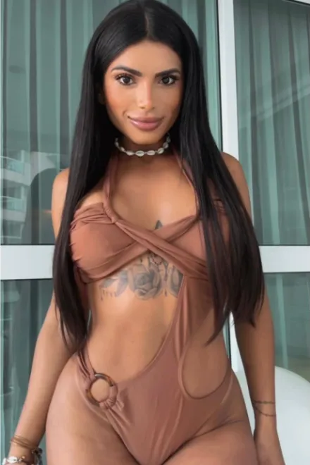 Brunette Brazilian escort in Earl's Court - Rituala - image 10