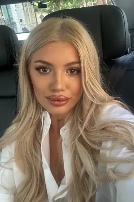 Blonde Eastern European escort in Marylebone - Mira - image 25