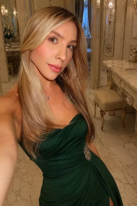 Blonde Brazilian escort in Baker Street - Crowna - image 8