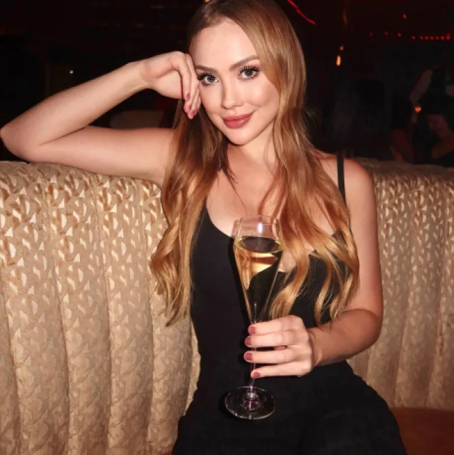 Blonde Brazilian escort in Gloucester Road - Breviora - image 12