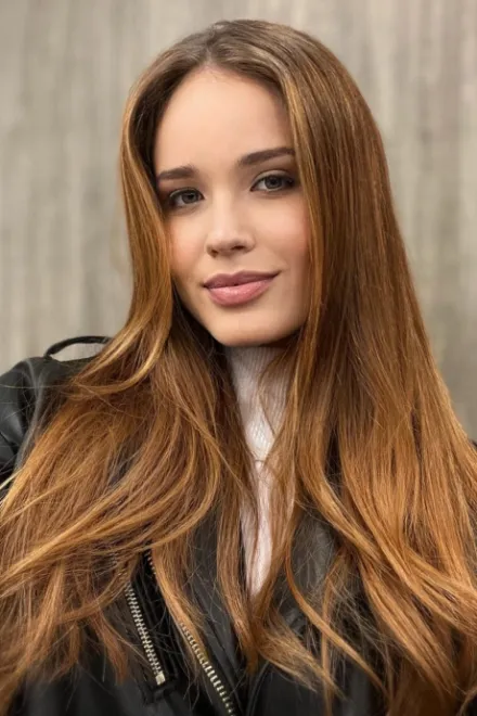 Redhead Brazilian escort in Earl's Court - Laruma - image 15