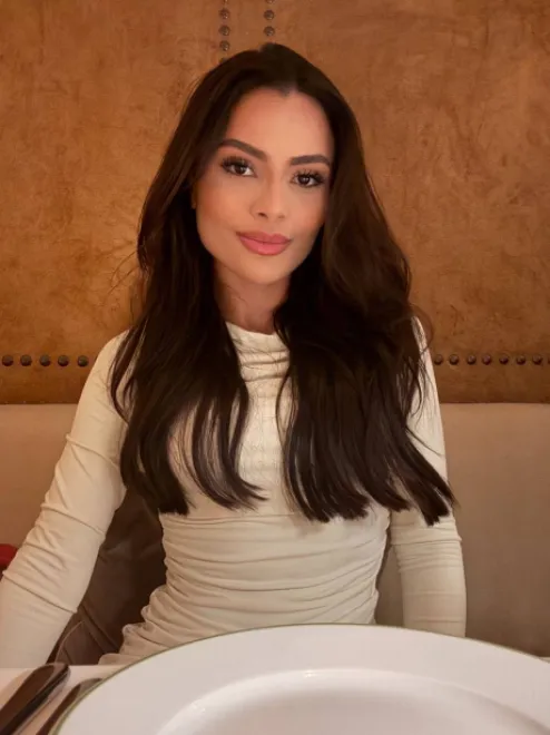 Brunette Brazilian escort in Gloucester Road - Maple - image 9
