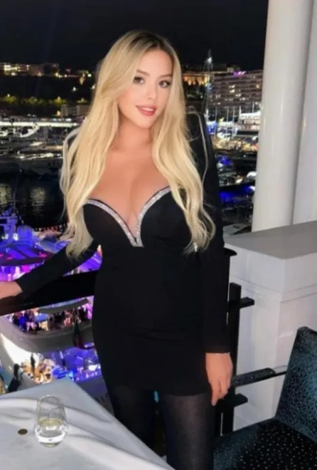 Brunette Brazilian escort in Gloucester Road - Cutie - image 12