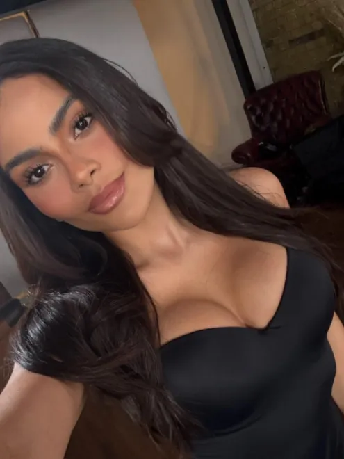 Brunette Brazilian escort in Gloucester Road - Maple - image 12