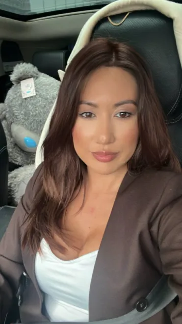 Brunette escort in Gloucester Road - Tahlia - image 12