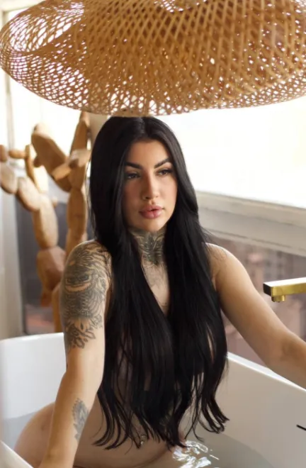Brunette Brazilian escort in Paddington - Lavaterra  - image 17