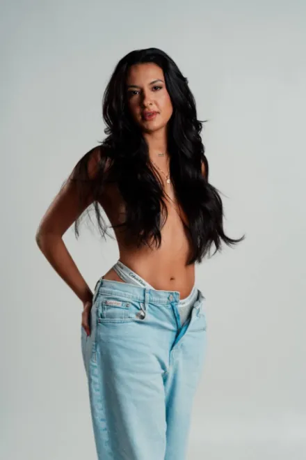 Brunette Brazilian escort in West Kensington - Bernarda - image 3