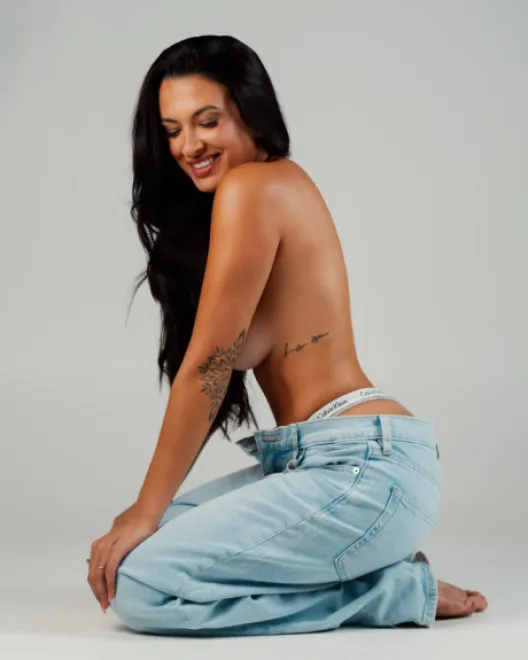 Brunette Brazilian escort in West Kensington - Bernarda - image 5