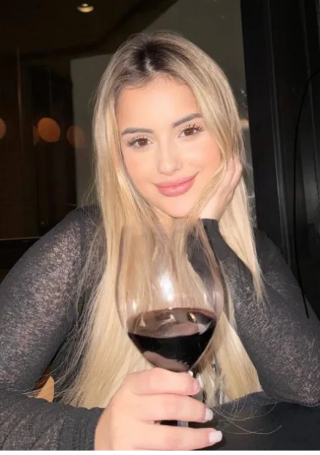 Blonde Brazilian escort in Gloucester Road - Billa - image 17