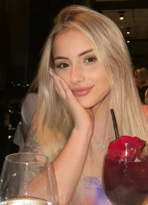 Blonde Brazilian escort in Gloucester Road - Billa - image 18