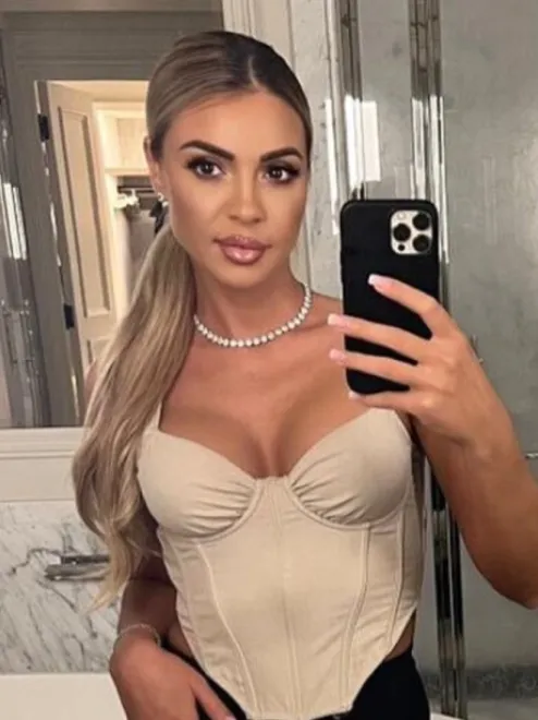 Light Brown Eastern European escort in Gloucester Road - Annaisa - image 19