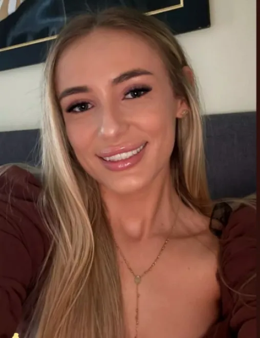 Blonde Eastern European escort in South Kensington - Ara - image 16