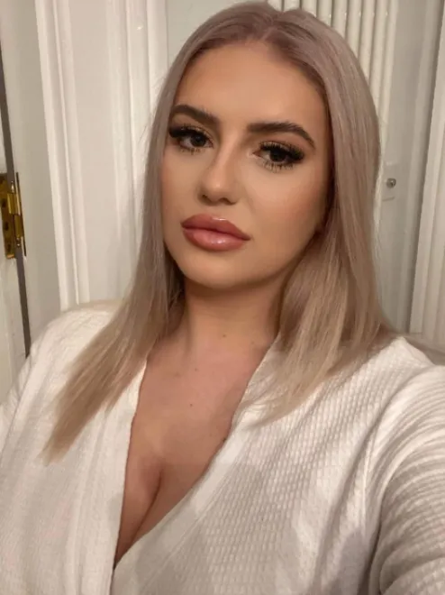 Blonde Eastern European escort in Marble Arch - Marlow - image 17