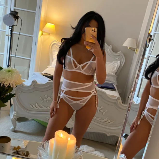 Brunette Turkish escort in Gloucester Road - Sevda - image 16