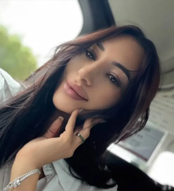 Brunette Brazilian escort in West Kensington - Palessi - image 8