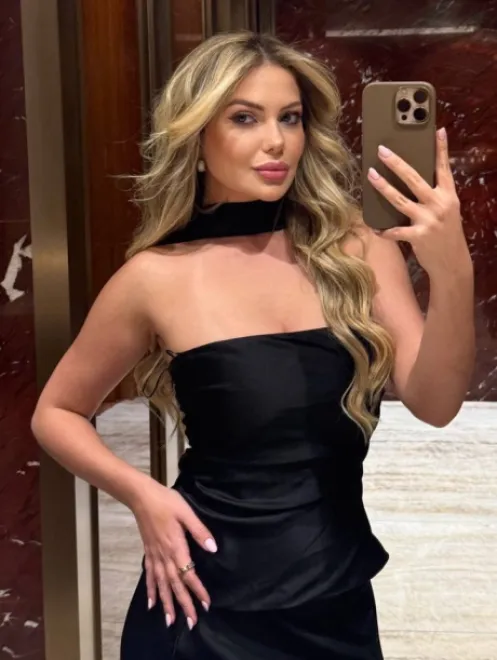 Light Brown Brazilian escort in Marylebone - Catlyn - image 13