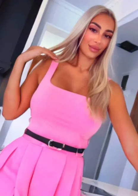 Blonde Eastern European escort in Marylebone - Charlie - image 17