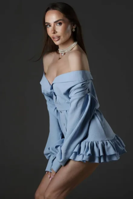 Brunette Russian escort in South Kensington - Alsu - image 12