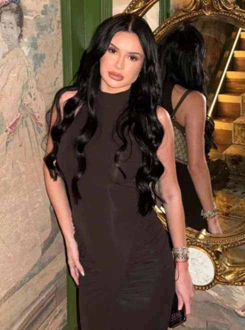 Brunette Brazilian escort in Baker Street - Riffera - image 17