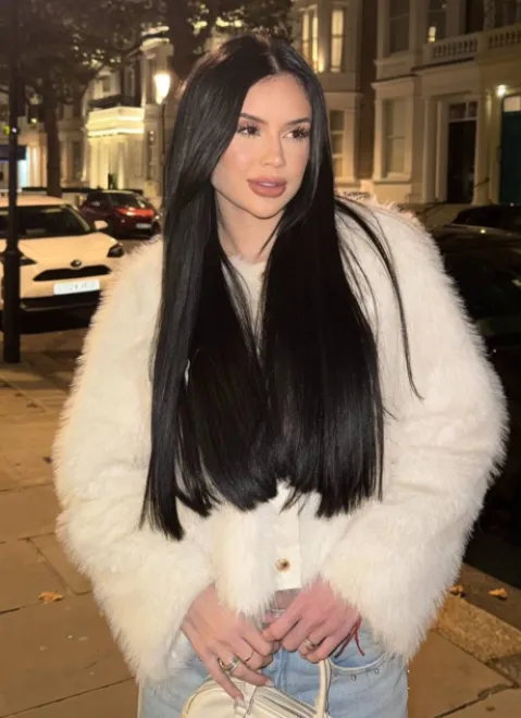 Brunette Brazilian escort in Baker Street - Riffera - image 18