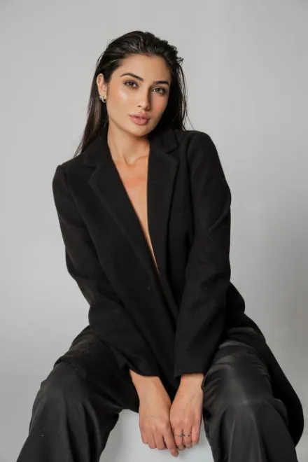 Brunette Brazilian escort in Euston - Peppermint - image 11