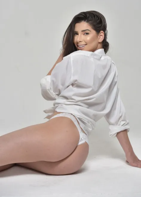 Brunette Brazilian escort in Sloane Square - Sanala - image 8