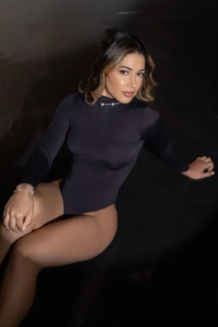 Brunette Brazilian escort in Goodge Street - Ampala - image 4