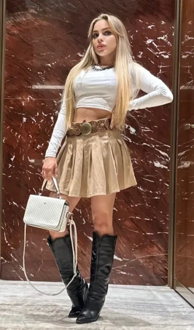 Blonde Brazilian escort in Earl's Court - Leocadia - image 14
