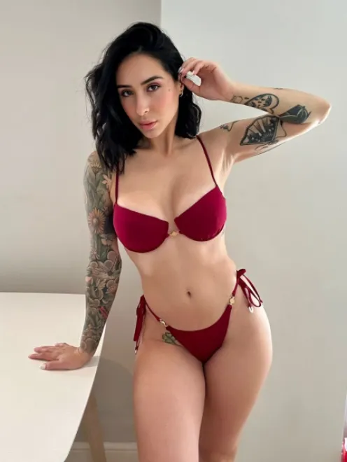 Brunette Brazilian escort in Piccadilly Circus - Tilly - image 4