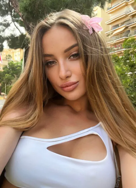 Light Brown Russian escort in Earl's Court - Data - image 15