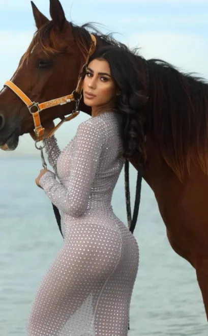 Brunette Brazilian escort in Paddington - Fragita - image 5