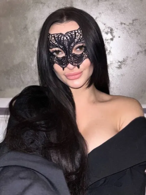 Brunette Polish escort in Earl's Court - Babi - image 13