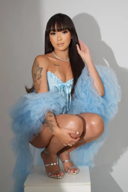 Brunette Brazilian escort in South Kensington - Gilma - image 3