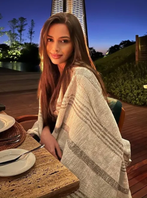 Brunette Brazilian escort in Knightsbridge - Terence - image 12