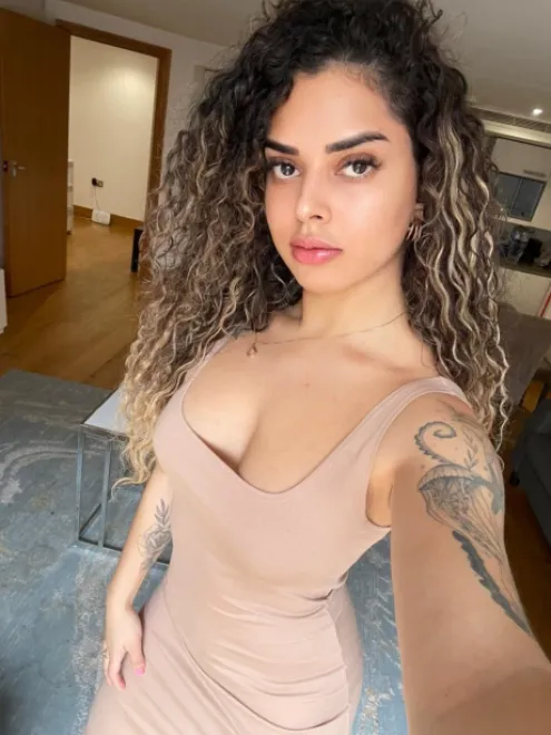 Light Brown Brazilian escort in Marylebone - Vixen - image 8