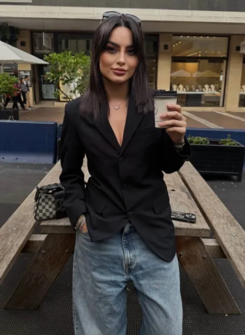 Brunette Brazilian escort in Sloane Square - Macy - image 9