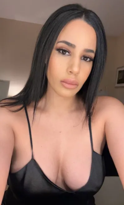 Light Brown French escort in Earl's Court - Chanel - image 11