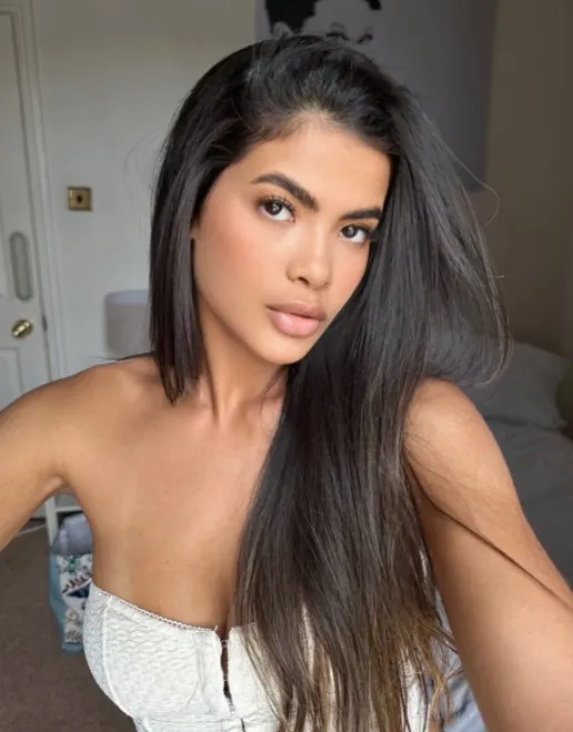 Brunette Brazilian escort in West Brompton - Jumanji - image 4