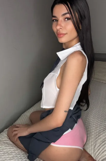 Brunette Brazilian escort in Gloucester Road - Habibi - image 9