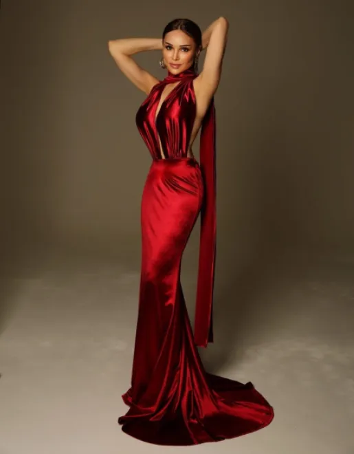 Brunette Russian escort in Earl's Court - Mikel - image 13