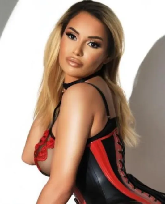 Light Brown Eastern European escort in Marble Arch - Ariella - image 8