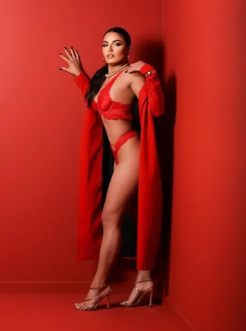Brunette Brazilian escort in Marble Arch - Paradise - image 9
