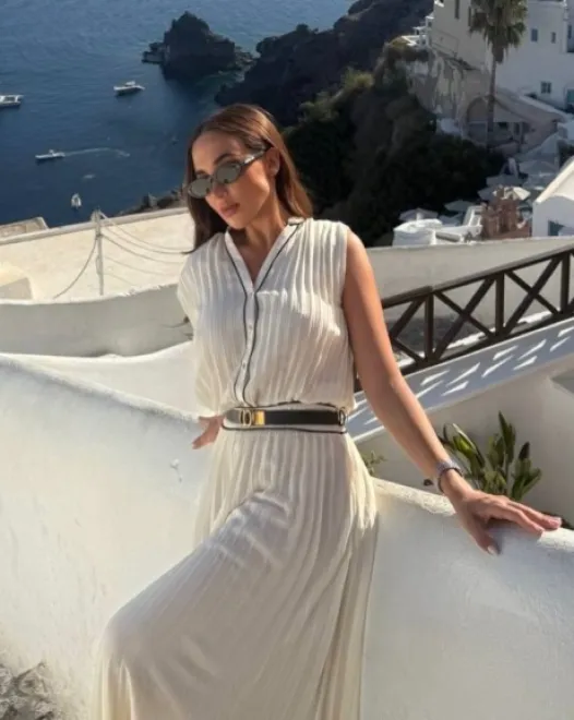Brunette Brazilian escort in Earl's Court - Denella - image 15