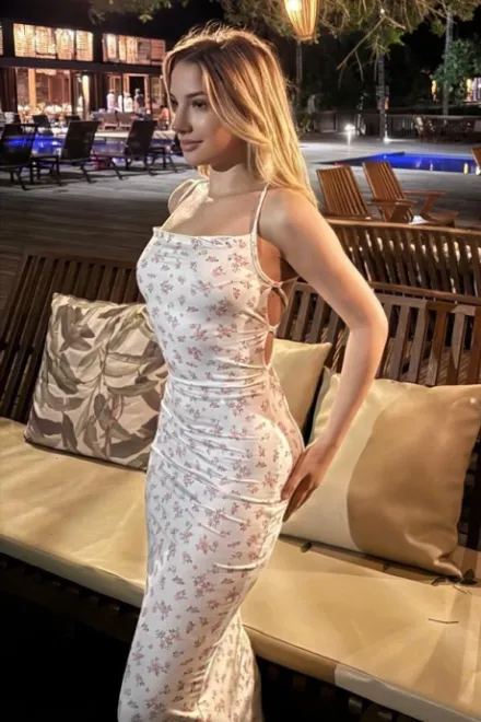 Blonde Brazilian escort in Earl's Court - Lasmine - image 11